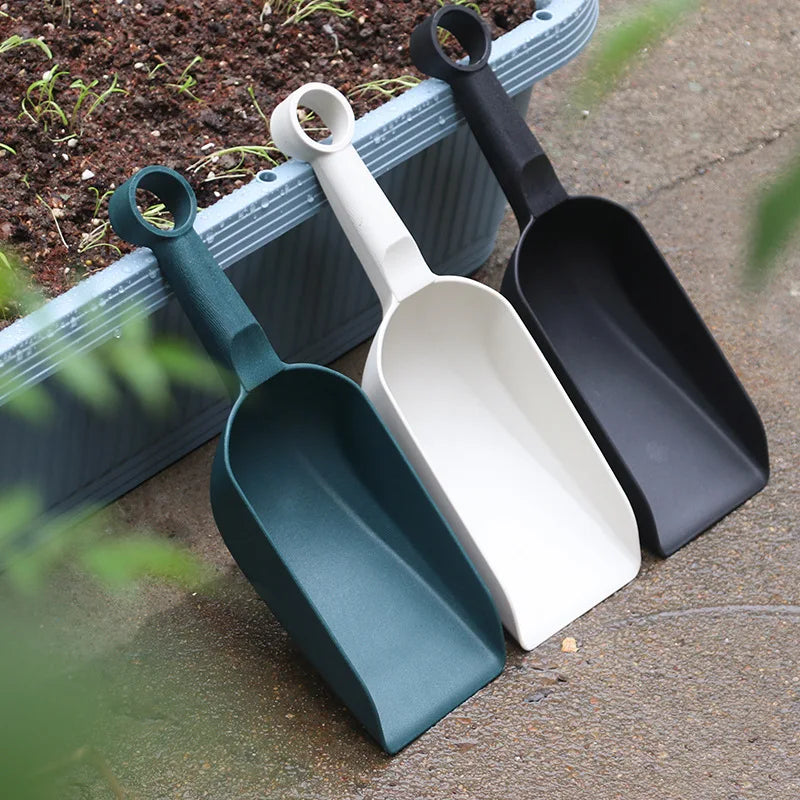 Mini Plastic Gardening Scoop – Thickened Flat Shovel for Soil & Ice