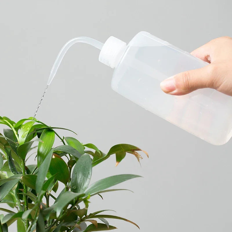 Squeeze Watering Bottle – 150/250/500mL Plant Pouring Tool