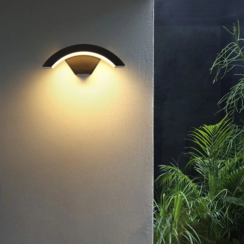 18W Waterproof Outdoor LED Wall Light – Modern Aluminum IP65 Lamp